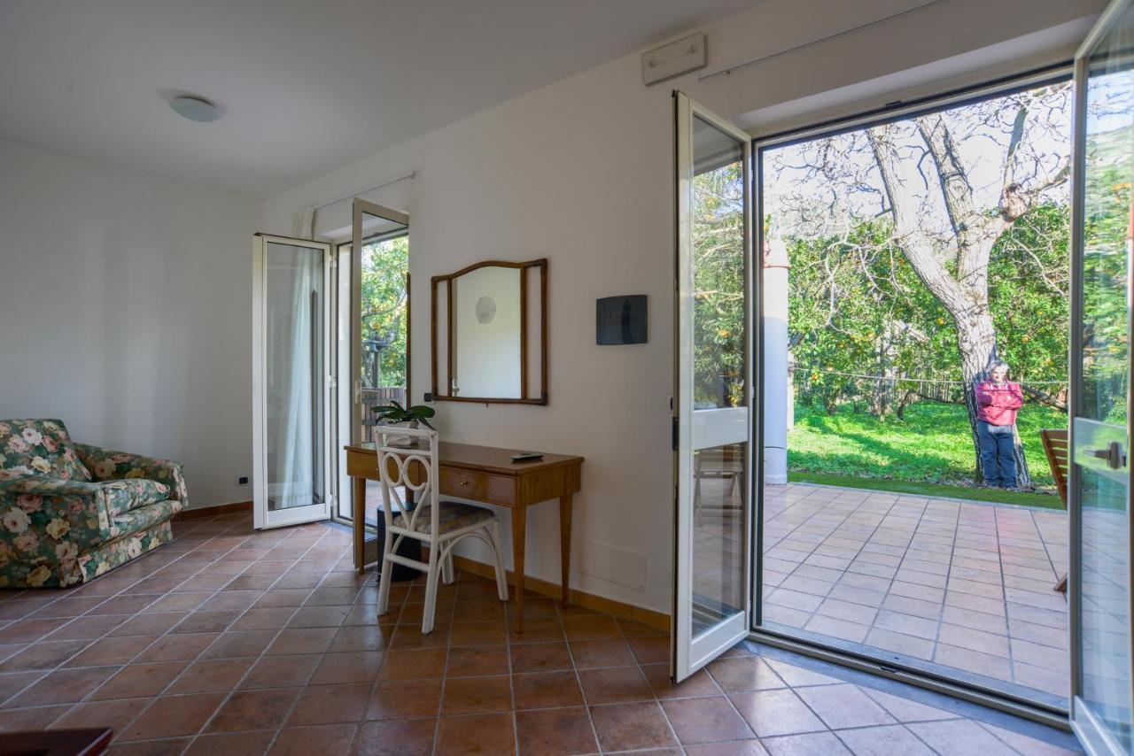 Agriturismo Piccolo Canyon Apartman Piano di Sorrento Kültér fotó